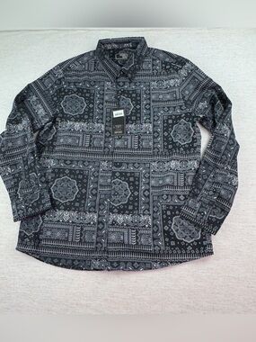 Level Ten New Men's L  Bandana Print Button-Up Shirt long sleeve black white